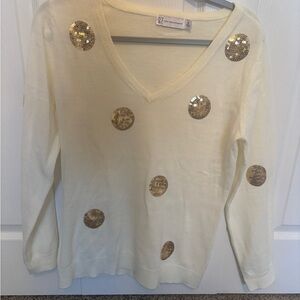 Tunic sweater with sequins